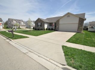 2346 Barnard Dr, Fairborn, OH 45324