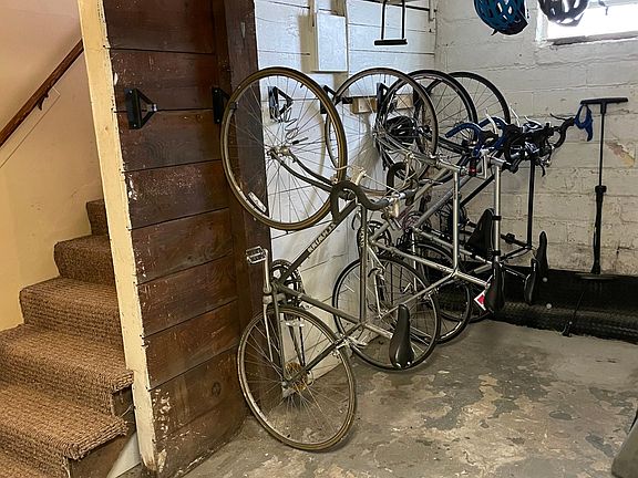 Bike storage & storage lockers