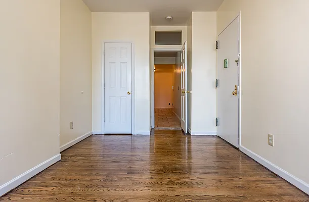 Rented by Nooklyn NYC LLC | media 3