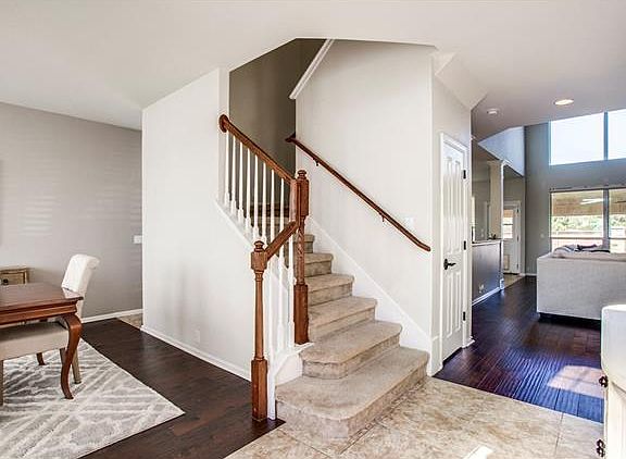 4th image of 545 Sweet Gum Dr