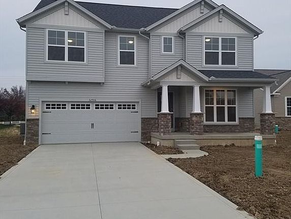 2nd image of 32916 Mitchell Ct
