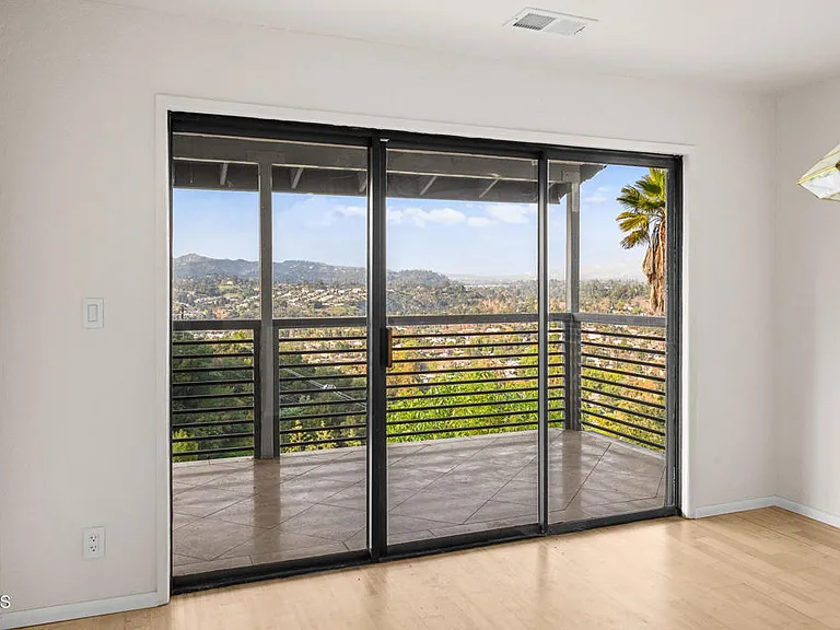 534 Alta Vista Ave — Photo 9