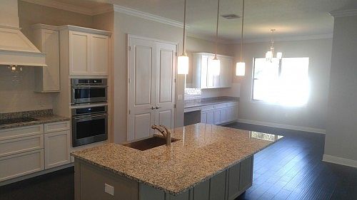 3rd image of 3313 W Knights Ave