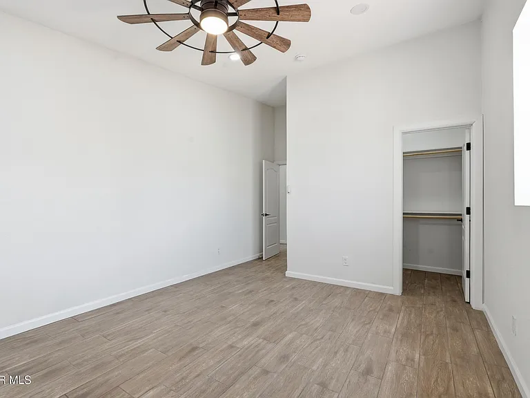 536 James St #B — Photo 26
