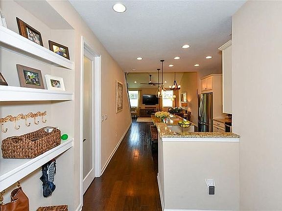 5th image of 3639 Pitch Ln