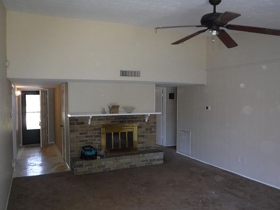 2nd image of 1818 Abilene Ct
