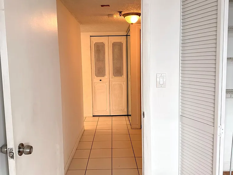 17830 W Dixie Hwy — Photo 15