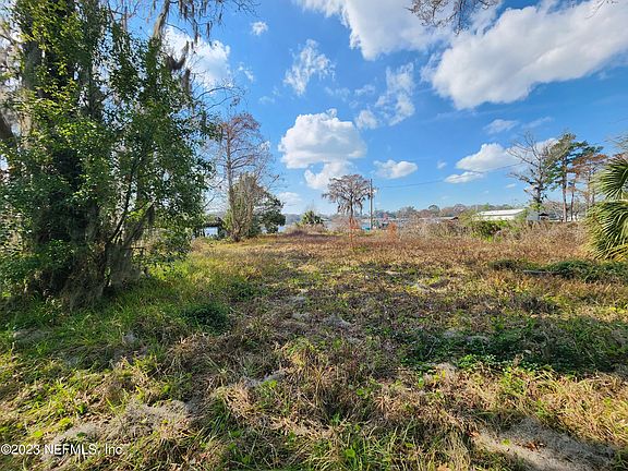 3rd image of 2816 LAKE SHORE Boulevard
