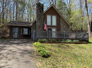24 Old Thomas Rd, Franklin, NC 28734