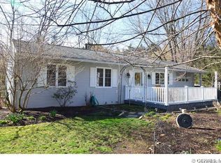 109 Harvest Rd, Fairport, NY 14450
