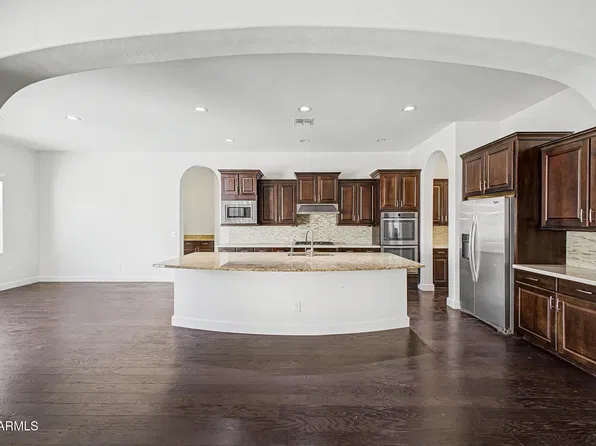 2923 E CONSTANCE Way, Phoenix, AZ 85042