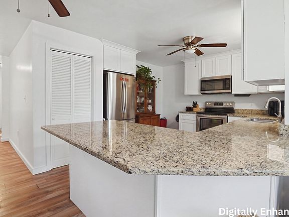 5th image of 47 Pine Hill Rd
