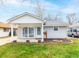 8032 William St, Taylor, MI 48180