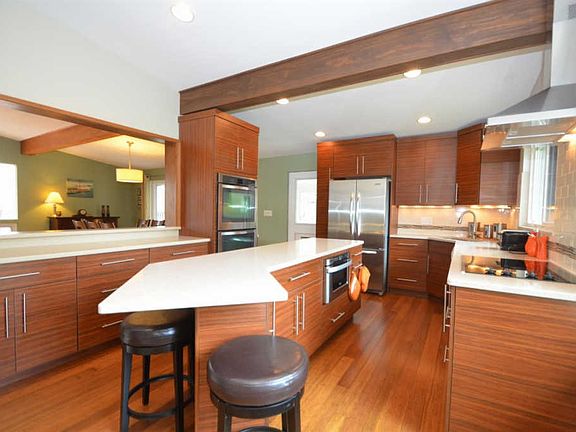5th image of 10042 Winlake Dr