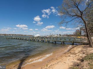 7680 Colonial Beach Rd, Pasadena, MD 21122