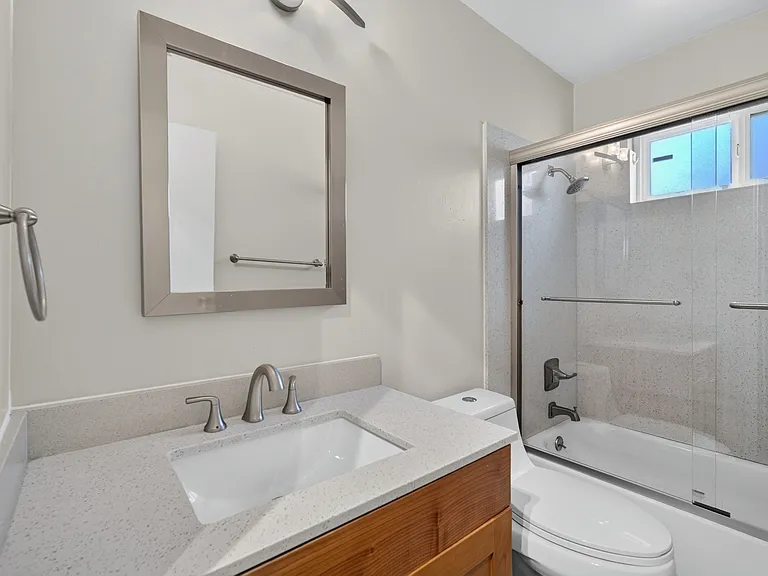 1815 Ednamary Way #F — Photo 10