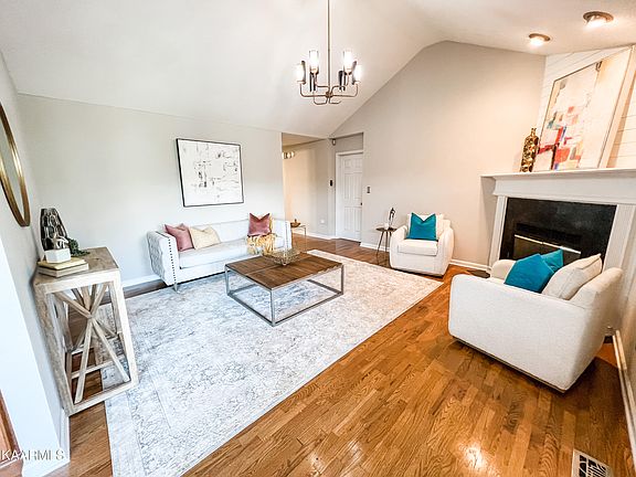 4th image of 4322 Wallerton Ct