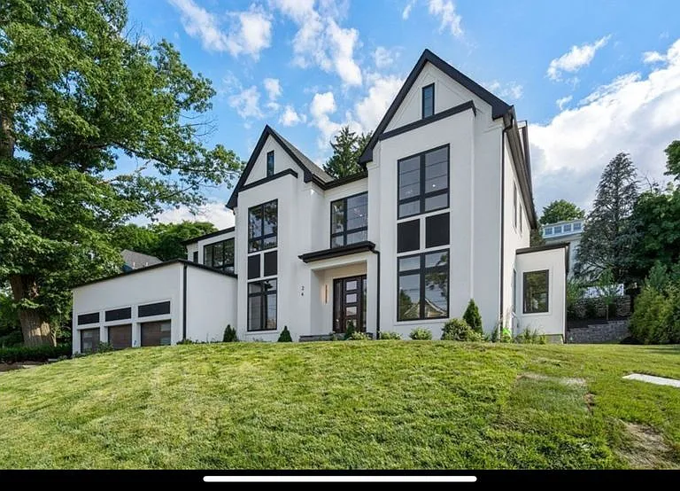 28 Newtonville Ave — Photo 1
