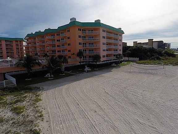 2nd image of 18400 Gulf Blvd APT 1310
