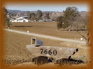 7660 N River Rd, Paso Robles, CA 93446