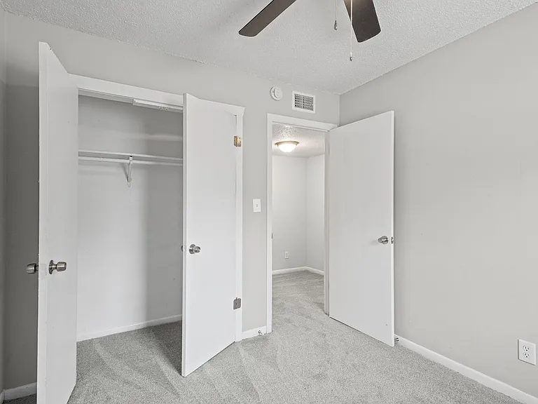 Redwood Village Townhomes — Photo 18