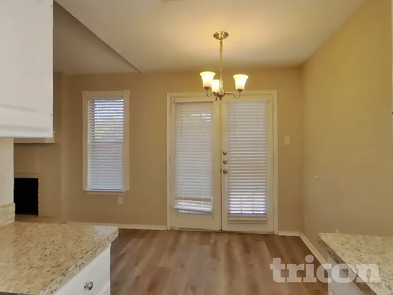 1015 Cedar Run Dr — Photo 6