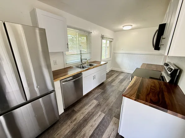 4718 Diana Dr, Great Falls, MT 59405
