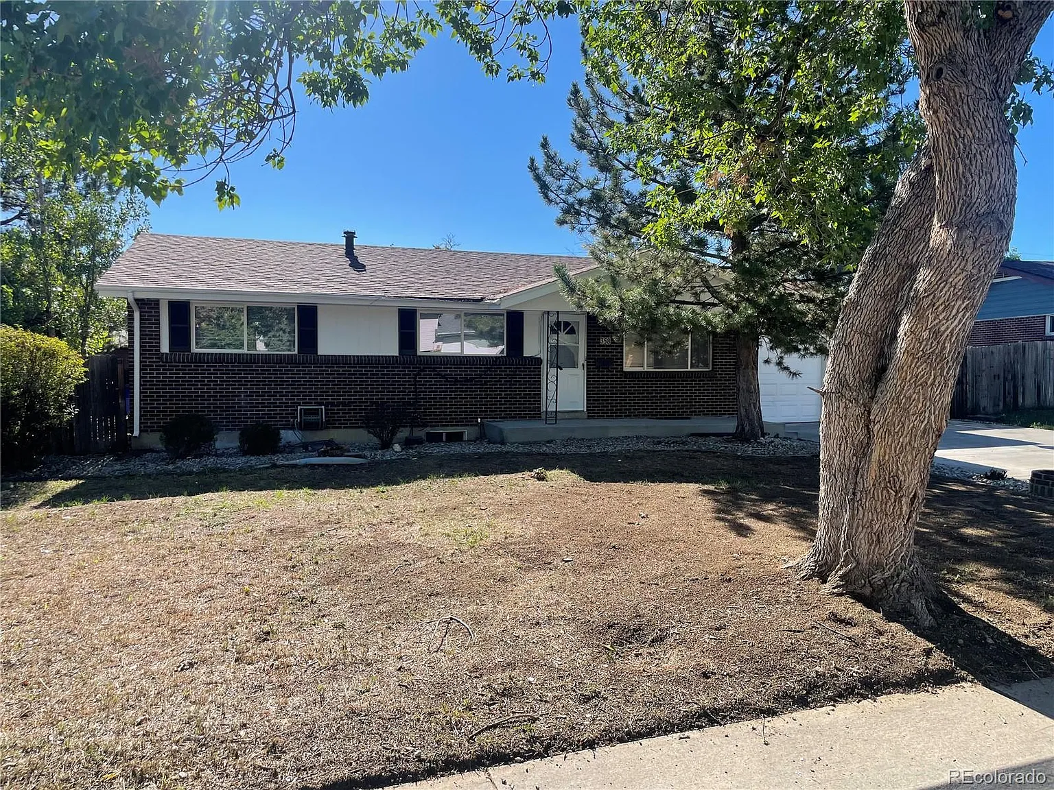 5 bed, 3.0 bath, 2296 sqft, $2,900 — Photo 1