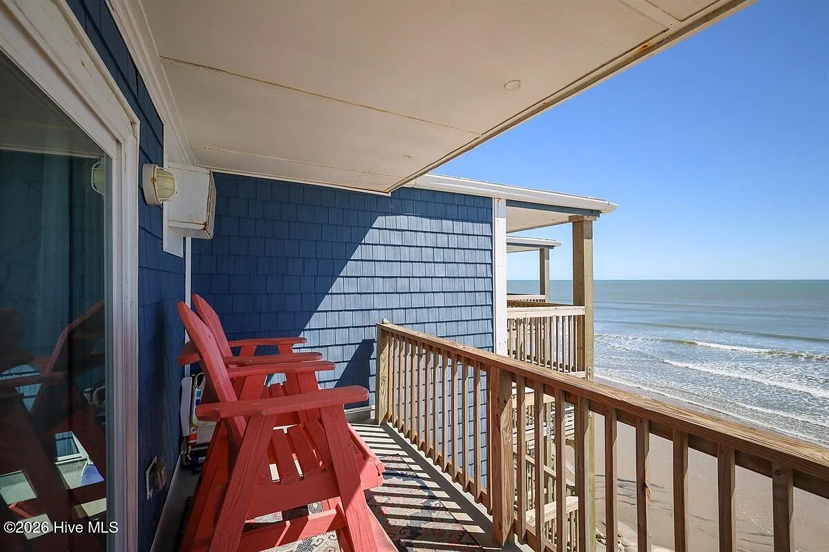 2224 New River Inlet Rd — Photo 1