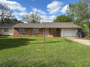316 6th St, Wanette, OK 74878