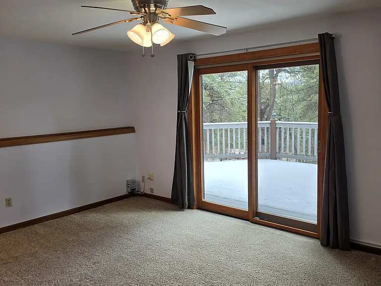 697 Northwestern Pl — Photo 26