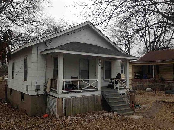 2nd image of 1721 Bloomfield St