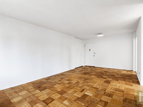 5th image of 407 Park Ave S APT 17B