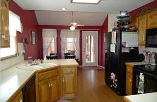 1st image of 1550 Chauncey Ave