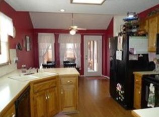 1550 Chauncey Ave, Liberty, MO 64068
