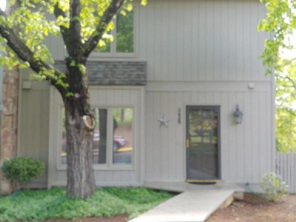 1st image of 3429 Londonderry Ct