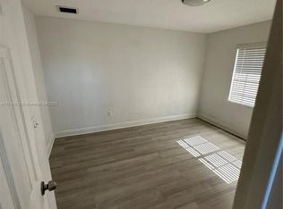 2862 NW 11th St, Fort Lauderdale, FL 33311