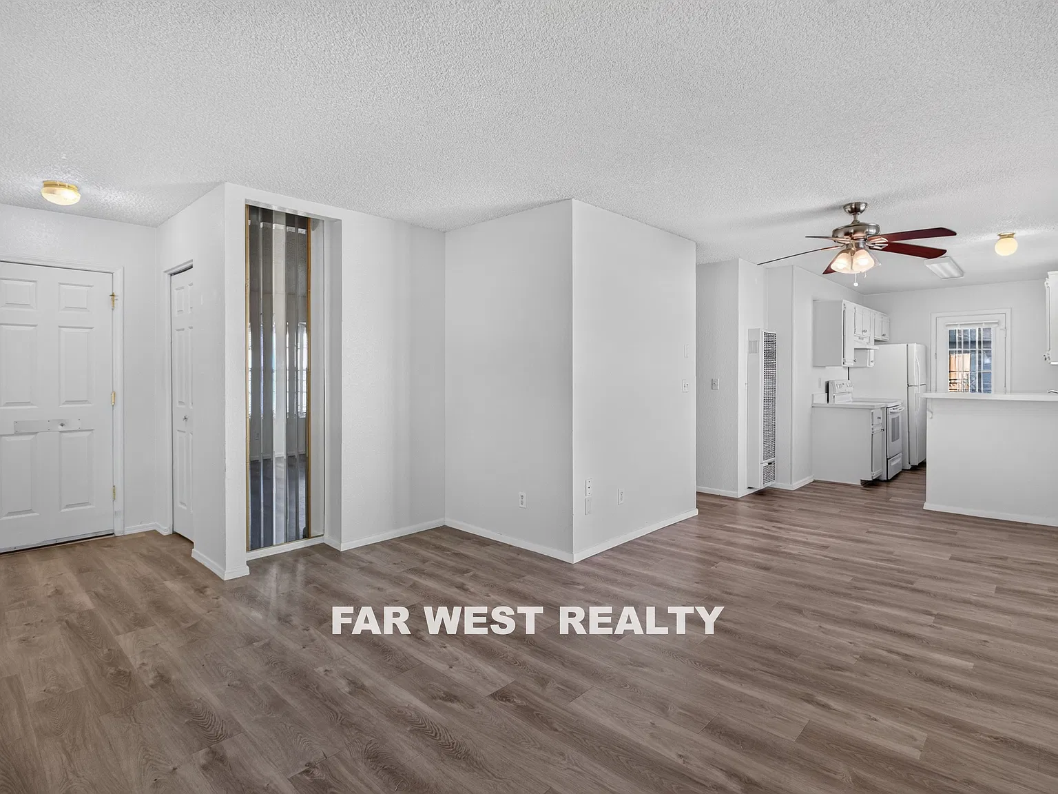 2 bed, 1.5 bath, 838 sqft, $1,450 — Photo 4