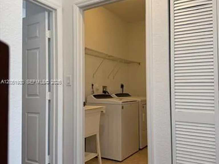 14958 SW 41st Ln #Townhouse 14958 — Photo 29