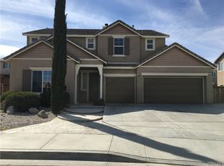 10946 Bayshore St, Victorville, CA 92392