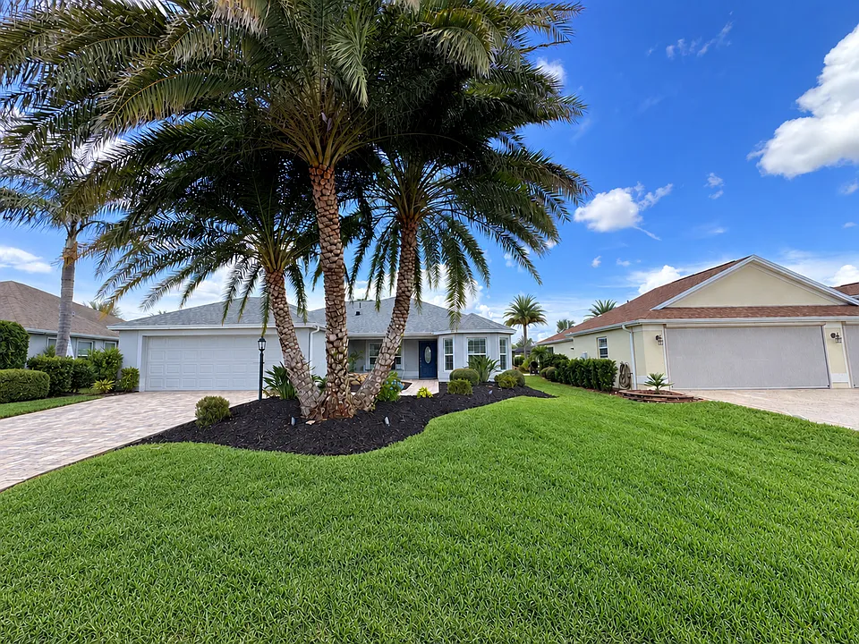 3915 Wine Palm Way