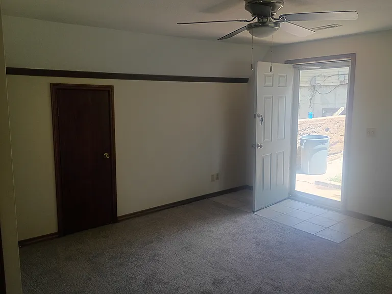 723 Cliff Dr #1/2 — Photo 1