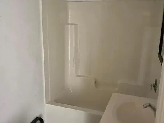 626 California Ave — Photo 7