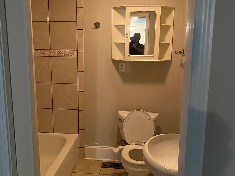 1323 Carolyn Dr — Photo 7