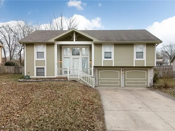 11013 N McGee St, Kansas City, MO 64155