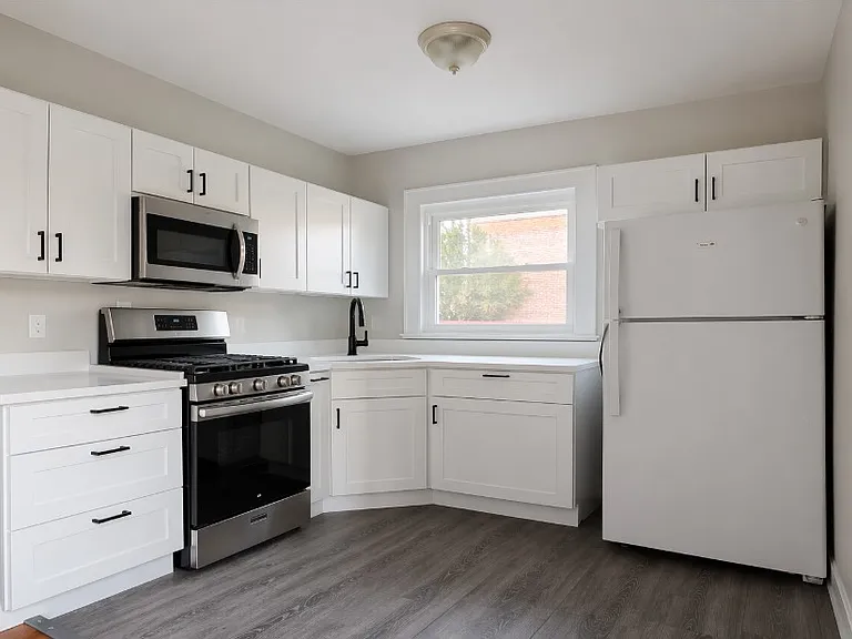315 Atlantic Ave #2 — Photo 1