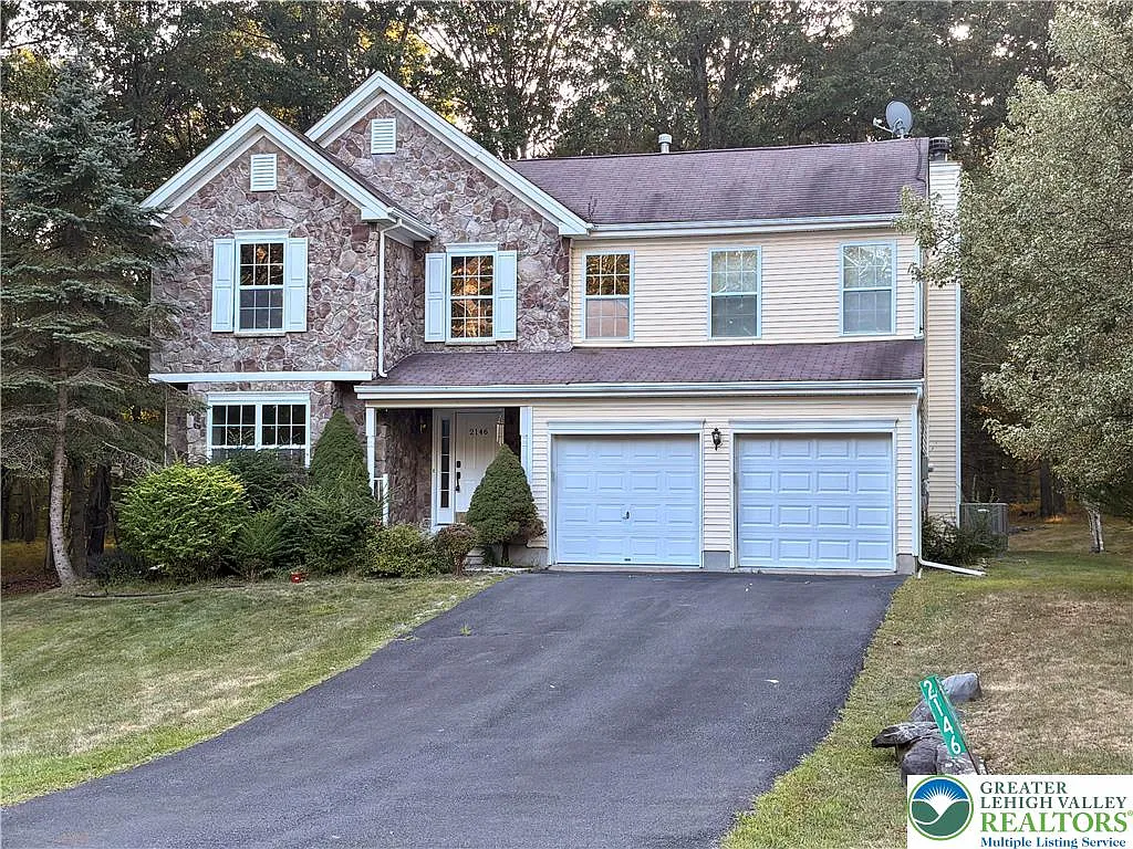 2146 Bedford Dr photo 1