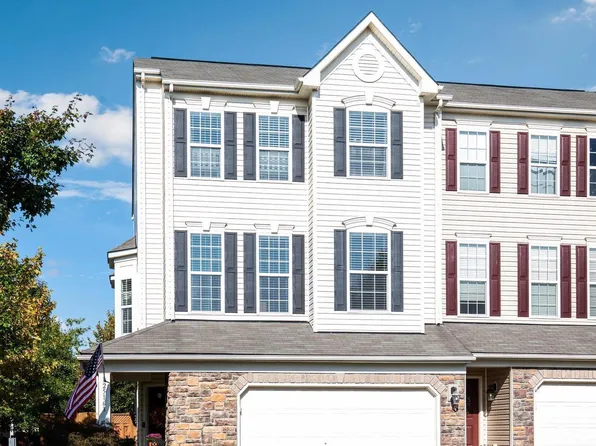 25163 Hummocky Ter, Aldie, VA 20105