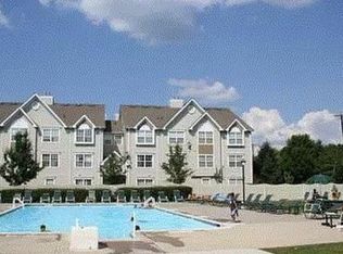 19 Guisborough Way, Edison, NJ 08820