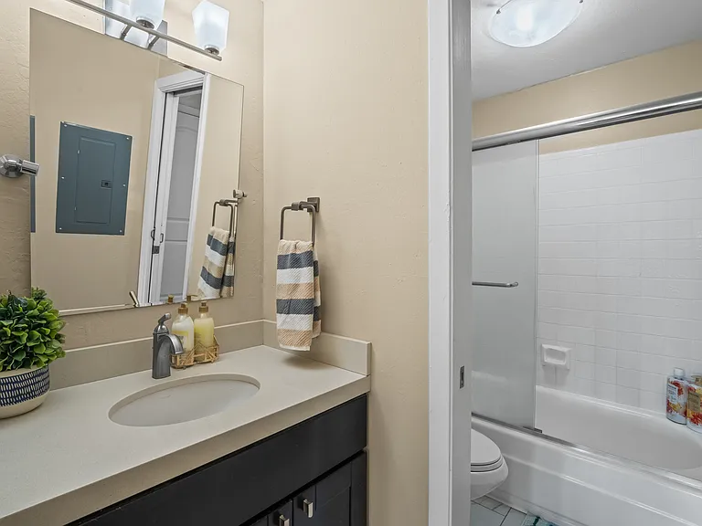 2451 Santa Rita Rd #52 — Photo 46